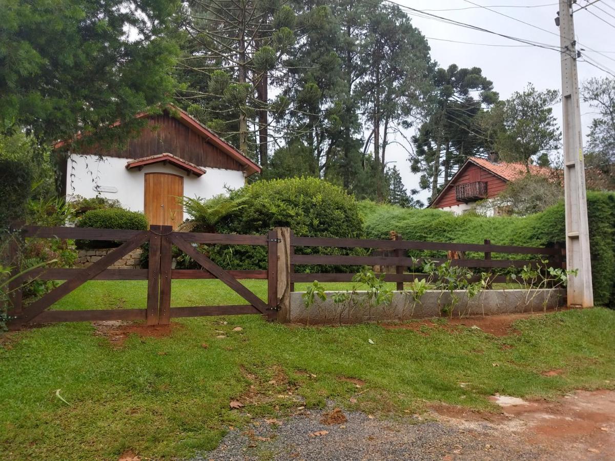 Chalés Monte Verde Esterno foto